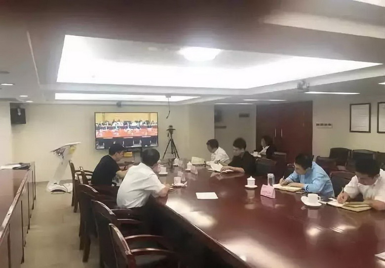 h04.jpg h04.jpg